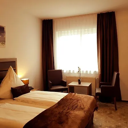 מלון Hotel Dormir 3*